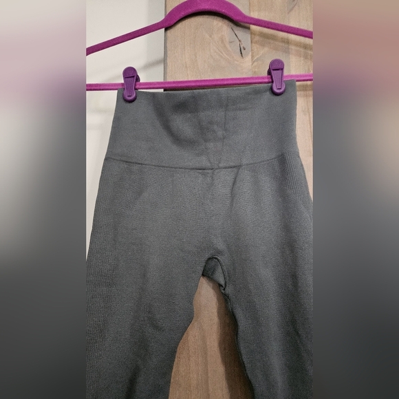 SET ACTIVE Sculptflex Power legging in Slate green. Size XS - Picture 10 of 11